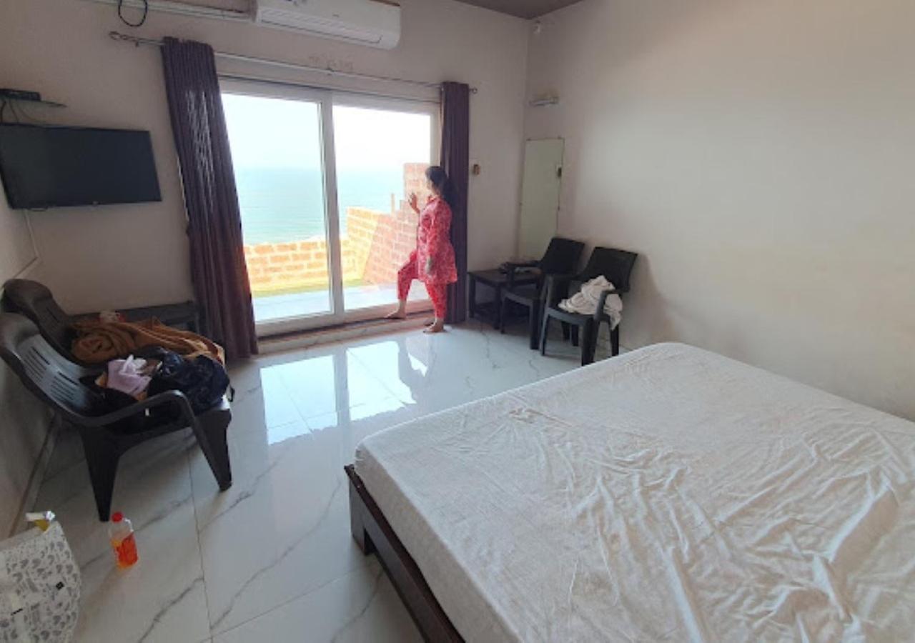 Sea King Beach Resort Ganpatipule Ngoại thất bức ảnh
