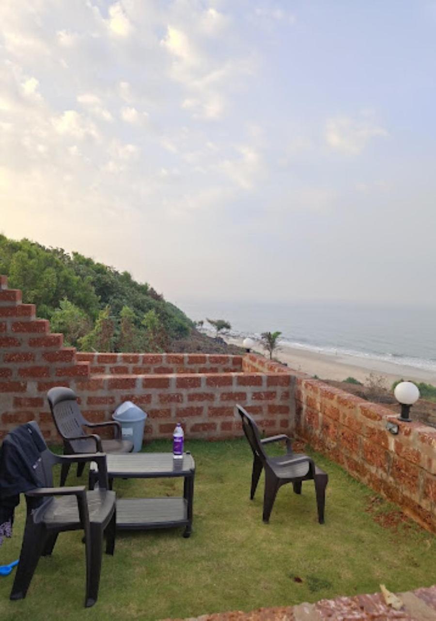 Sea King Beach Resort Ganpatipule Ngoại thất bức ảnh
