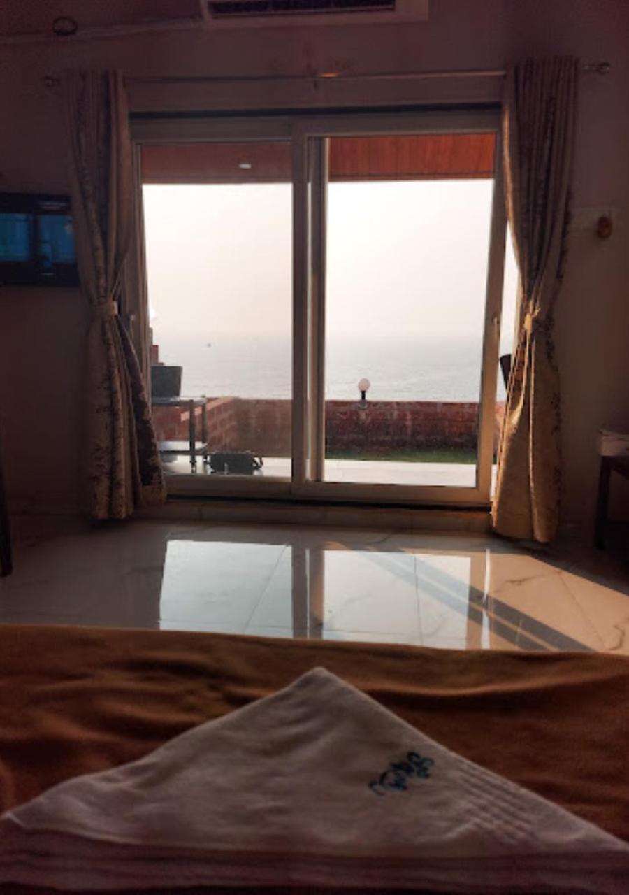 Sea King Beach Resort Ganpatipule Ngoại thất bức ảnh