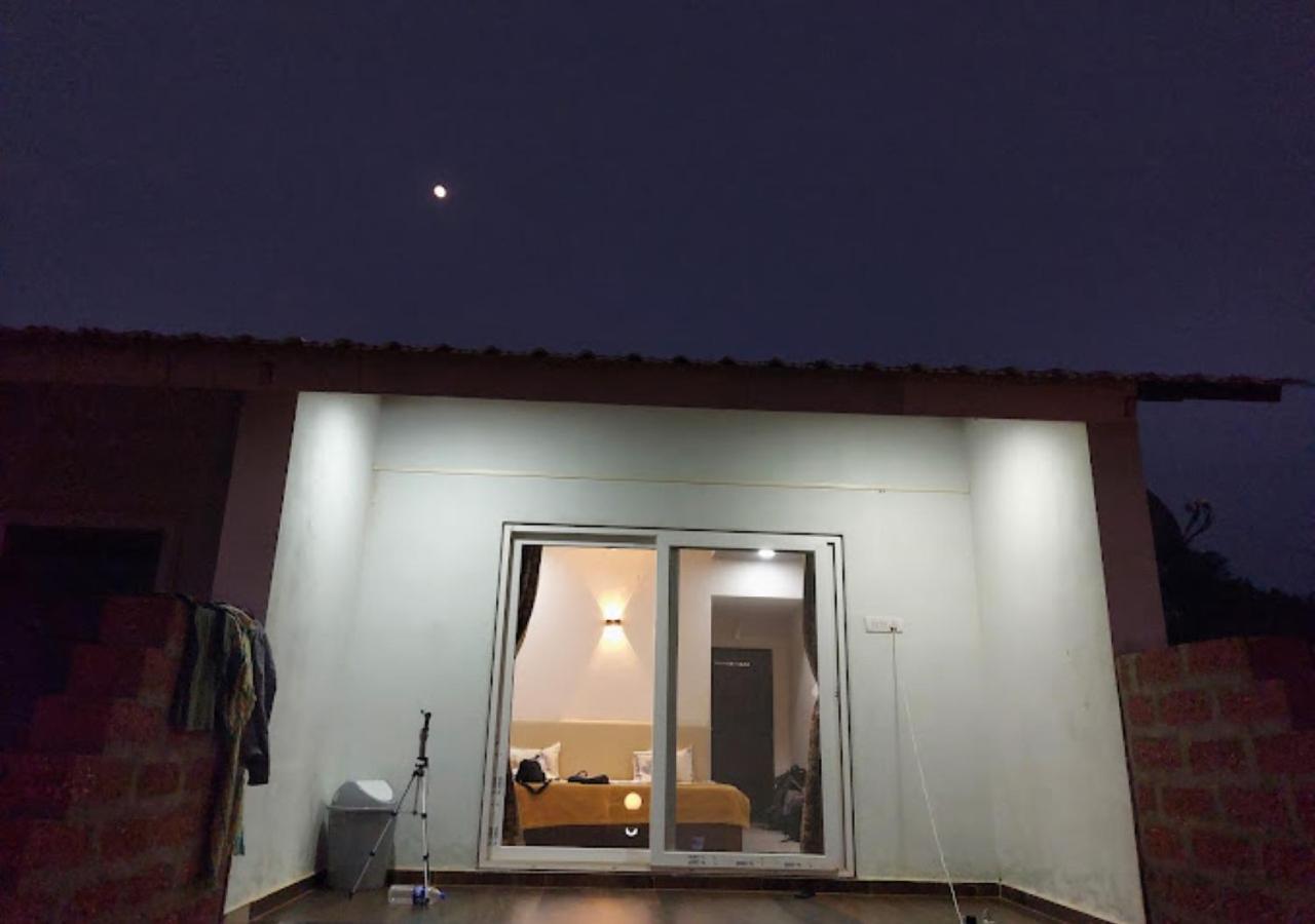Sea King Beach Resort Ganpatipule Ngoại thất bức ảnh