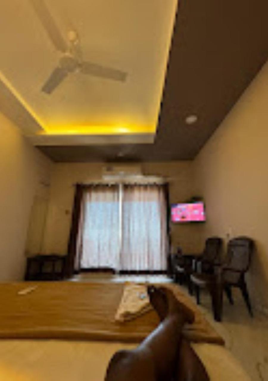Sea King Beach Resort Ganpatipule Ngoại thất bức ảnh
