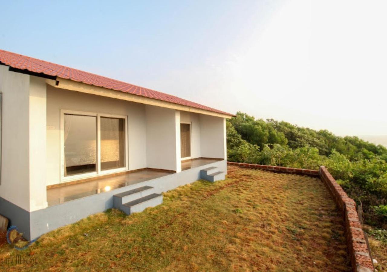 Sea King Beach Resort Ganpatipule Ngoại thất bức ảnh